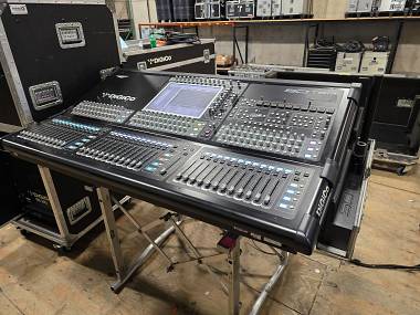 Digico SD10 Mixing Console
