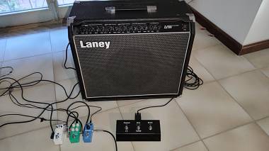 Laney LV300 con FS3  , 120 watt, valvola ecc83