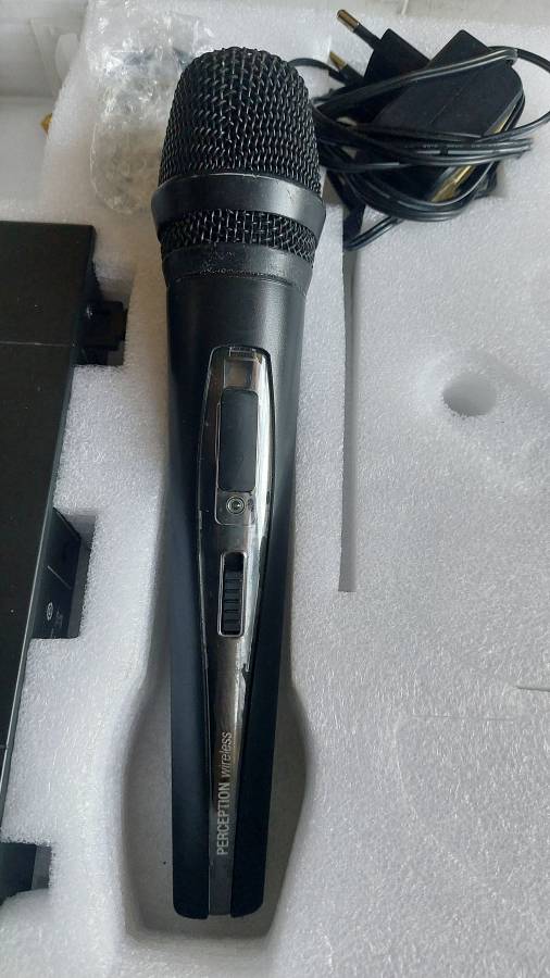 AKG Perception wireless 45 vocal set