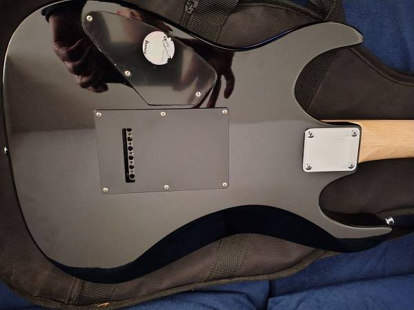 Ibanez Gio hsh black